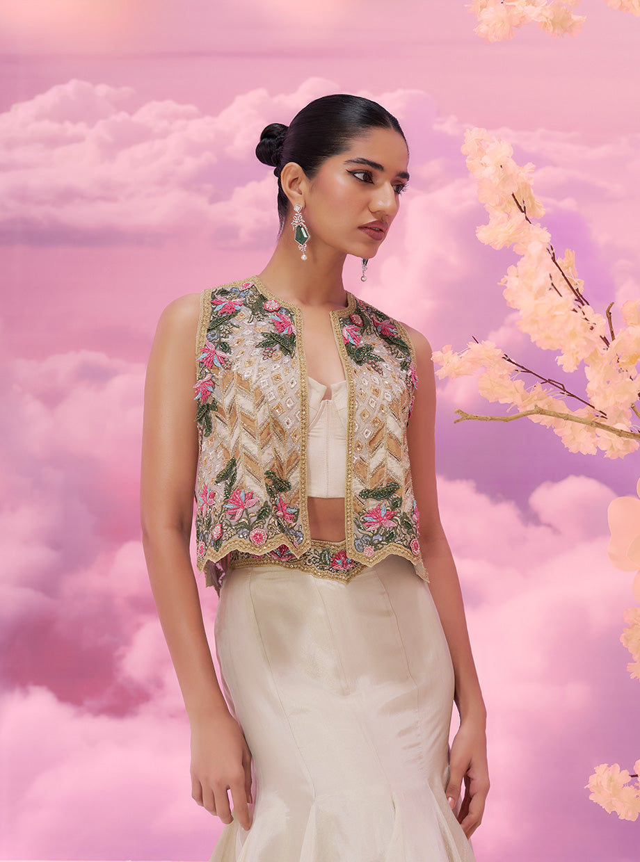 White Incut Jkt+mermiad Skirt - Ankush Jain