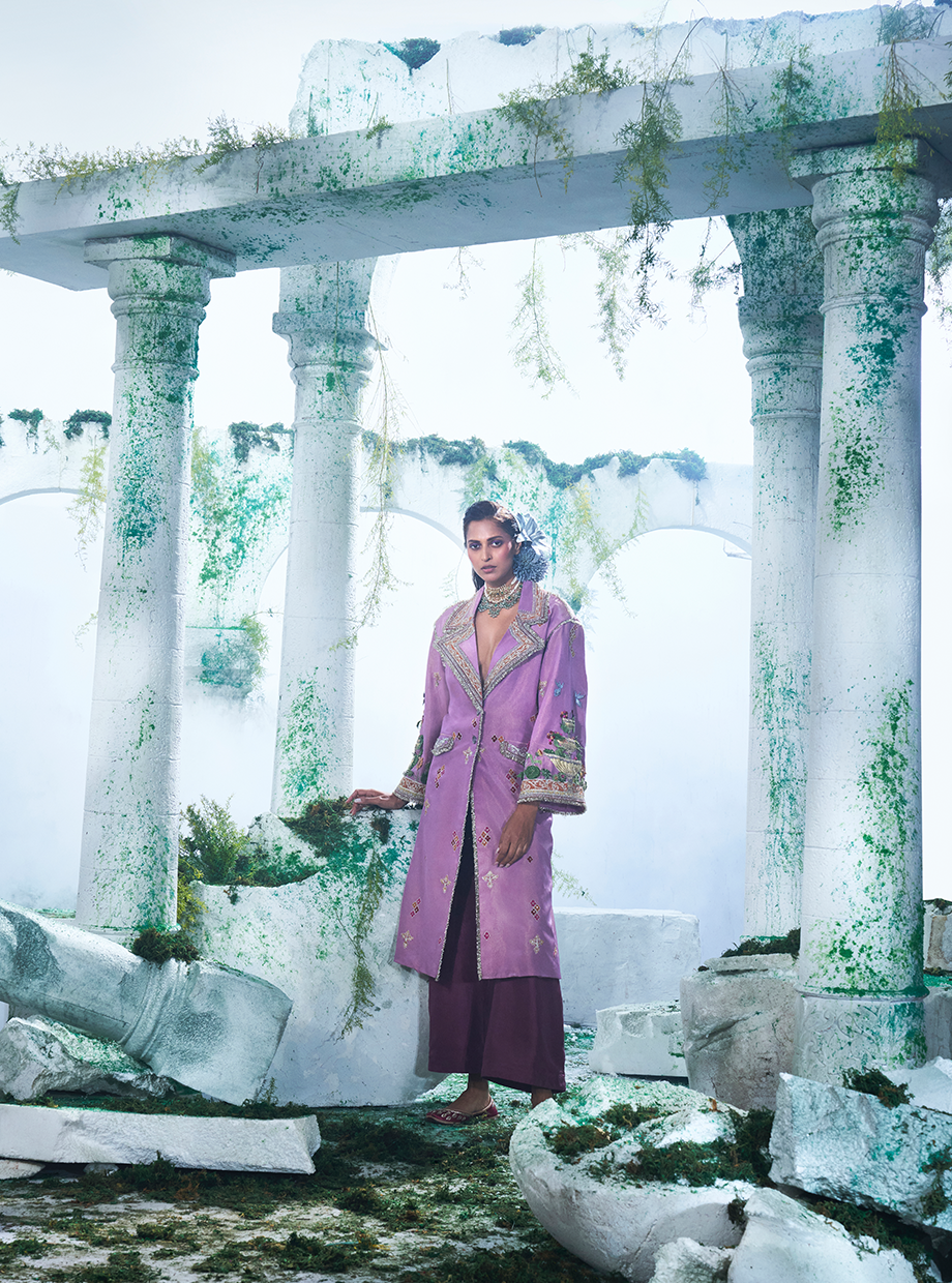 Light Purple Size Friendly Trench Coat With Silk Pant - Ankush Jain
